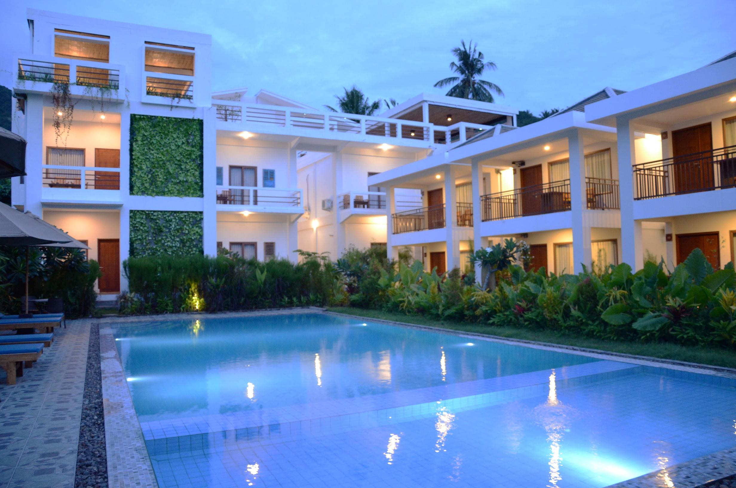 RedDoorz Premium @ Diva Lombok Resort Senggigi Zewnętrze zdjęcie