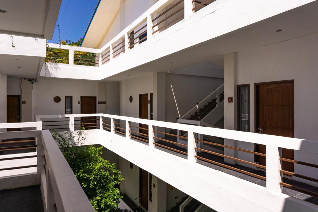 RedDoorz Premium @ Diva Lombok Resort Senggigi Zewnętrze zdjęcie